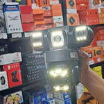 Cámara Profesional Solar Inteligente de 3 Lentes